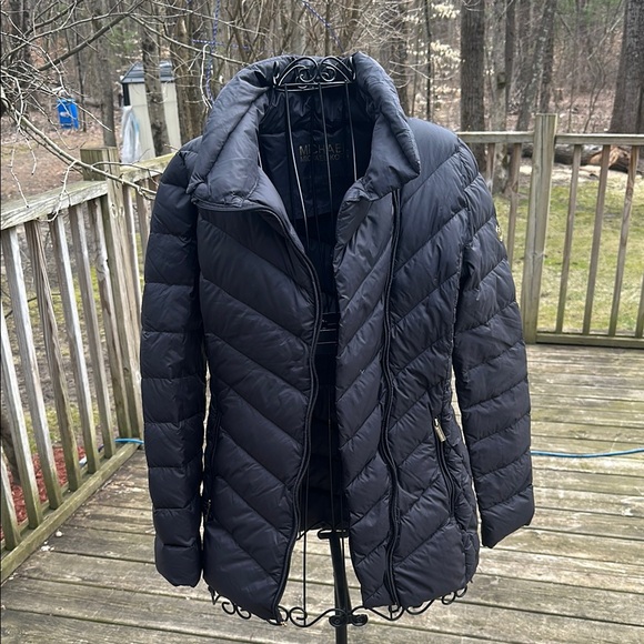 Michael Kors Jackets & Blazers - Michael Kors Black Puffer Jacket with Chevron Stitching